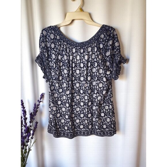 Max Studio Navy White Floral Boho Blouse – Smocked Peasant Top Size S - Picture 4 of 10